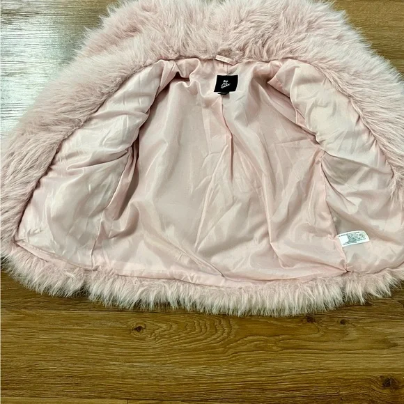 Art Class Blush Faux Fur Jacket - Picture 4 of 4